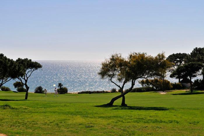 Casa Vale Do Lobo 32 Charming 2 Bedroom Townhouse A Few Minutes Walk To The Beach And Praca Vale Do Lobo * Vale do Lobo